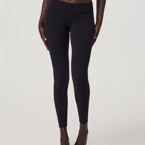 Vuori All The Feels Black low-Rise Leggings. XS